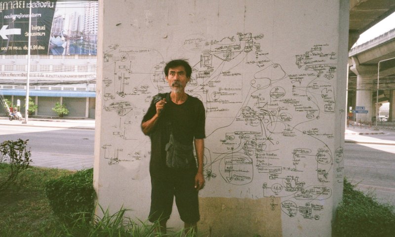 Arte callejero anigmatico de Bangkok