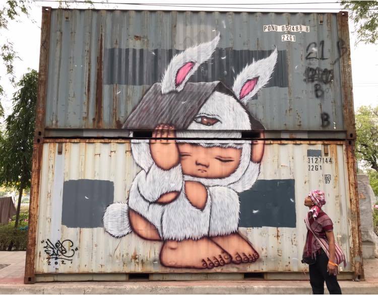 Arte callejero de Alex Face en Tailandia.