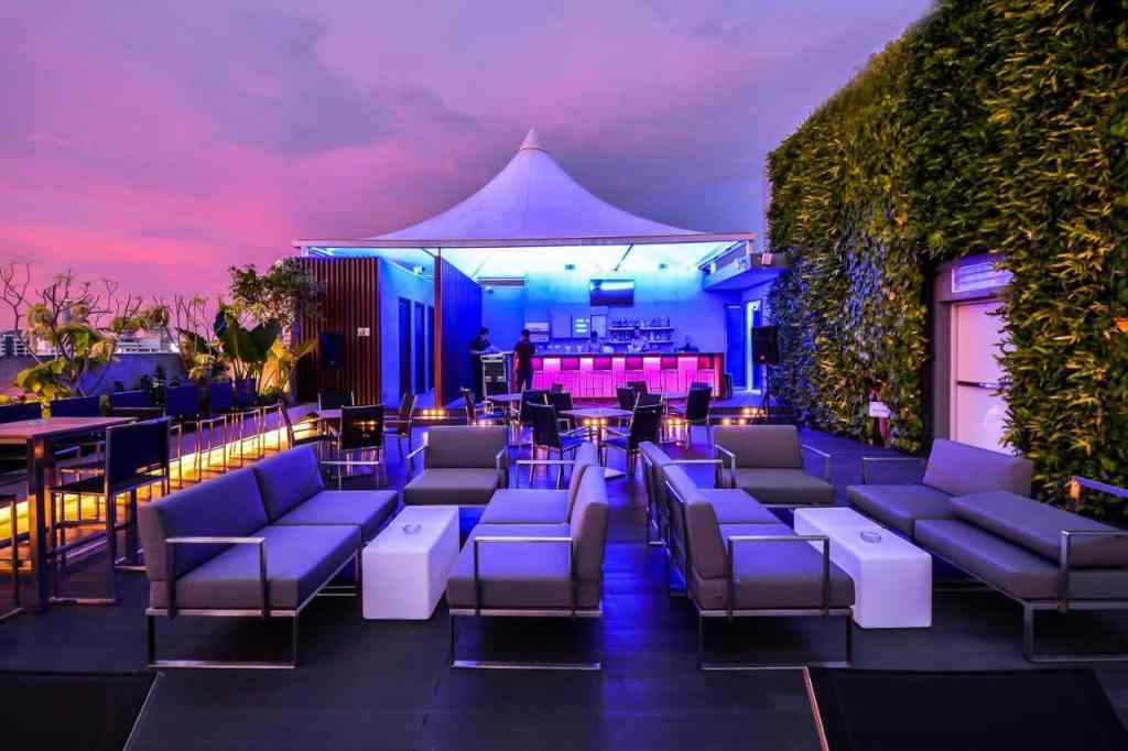 Amara bangkok bar