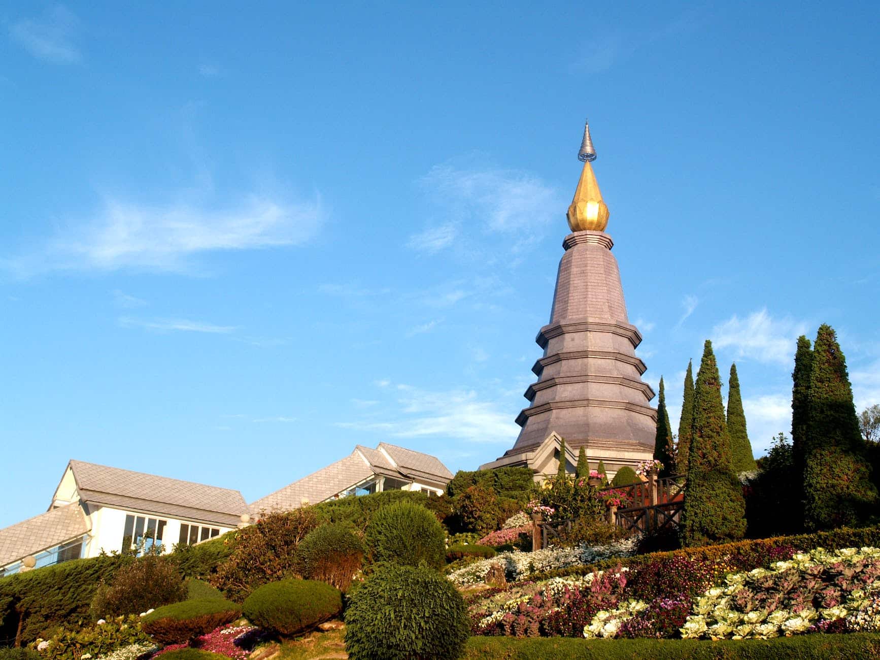 La Pagoda en la cima del Parque Nacional Doi Inthanon la visitamos en este tour.