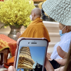 LOS ENCANTOS DEL TEMPLO WAT PHRATHAT DOI SUTHEP
