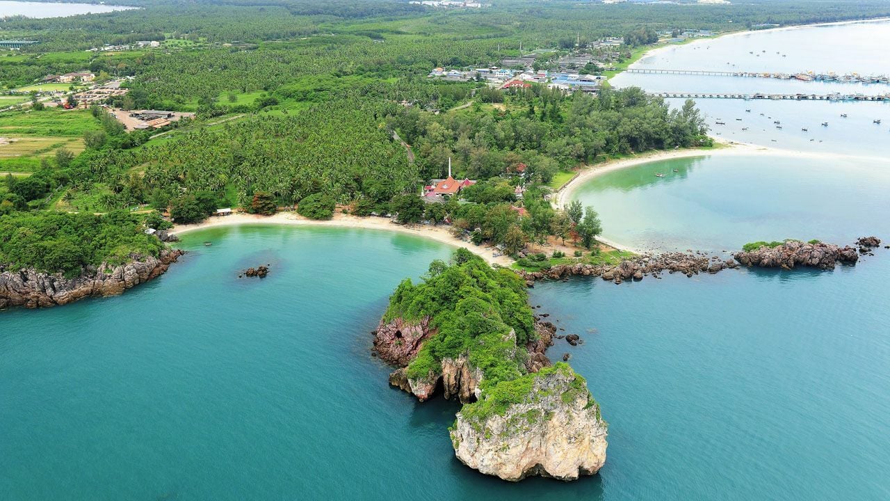 Bo Thong Lang Bay foto the thaiger